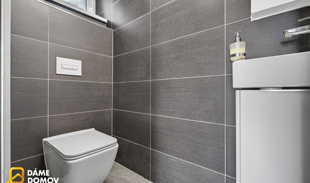Prodej domu 262 m² s pozemkem 491 m², Luhačovice – náhled fotky 8