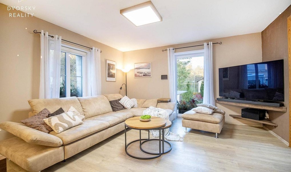 Prodej domu 236 m² s pozemkem 678 m², Mladá Boleslav – náhled fotky 3