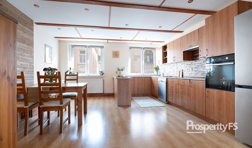Prodej domu 150 m² s pozemkem 167 m², Duchcov – náhled fotky 3