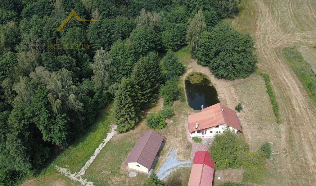 Prodej domu 219 m² s pozemkem 4 179 m², Bujanov – náhled fotky 35
