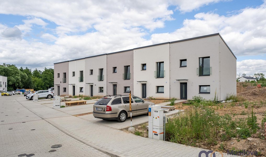 Pronájem domu 92 m² s pozemkem 384 m², Újezdeček – náhled fotky 17