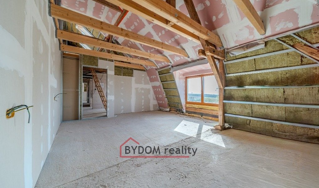 Prodej bytu 4+kk 125 m², Líšťany – náhled fotky 6