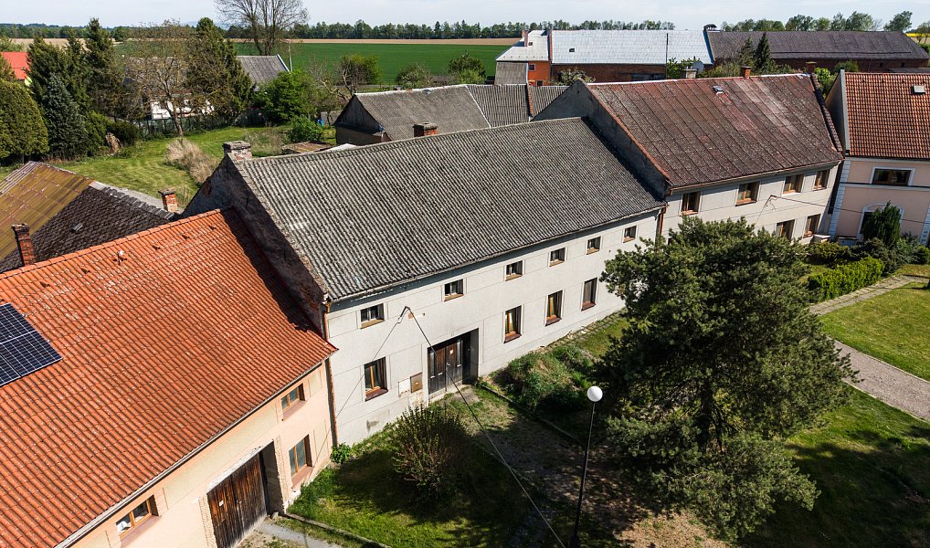 Prodej domu 536 m² s pozemkem 2 011 m², Tršice – náhled fotky 13
