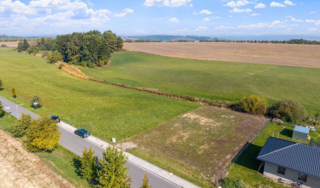 Prodej stavebního pozemku 1 008 m², Damníkov – náhled fotky 4
