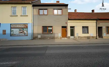 Prodej domu 205 m² s pozemkem 233 m², Hlavní, Oslavany, okres Brno-venkov