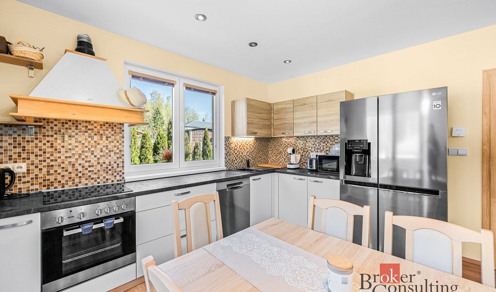 Prodej domu 93 m² s pozemkem 973 m², Břasy – náhled fotky 9
