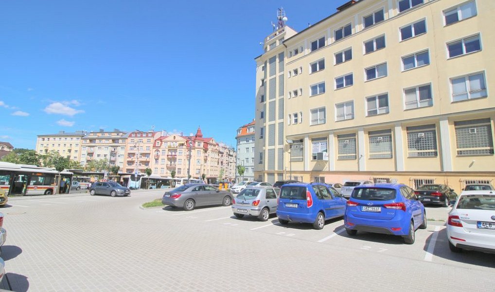 Pronájem kanceláře 612 m², Karlovy Vary – náhled fotky 8