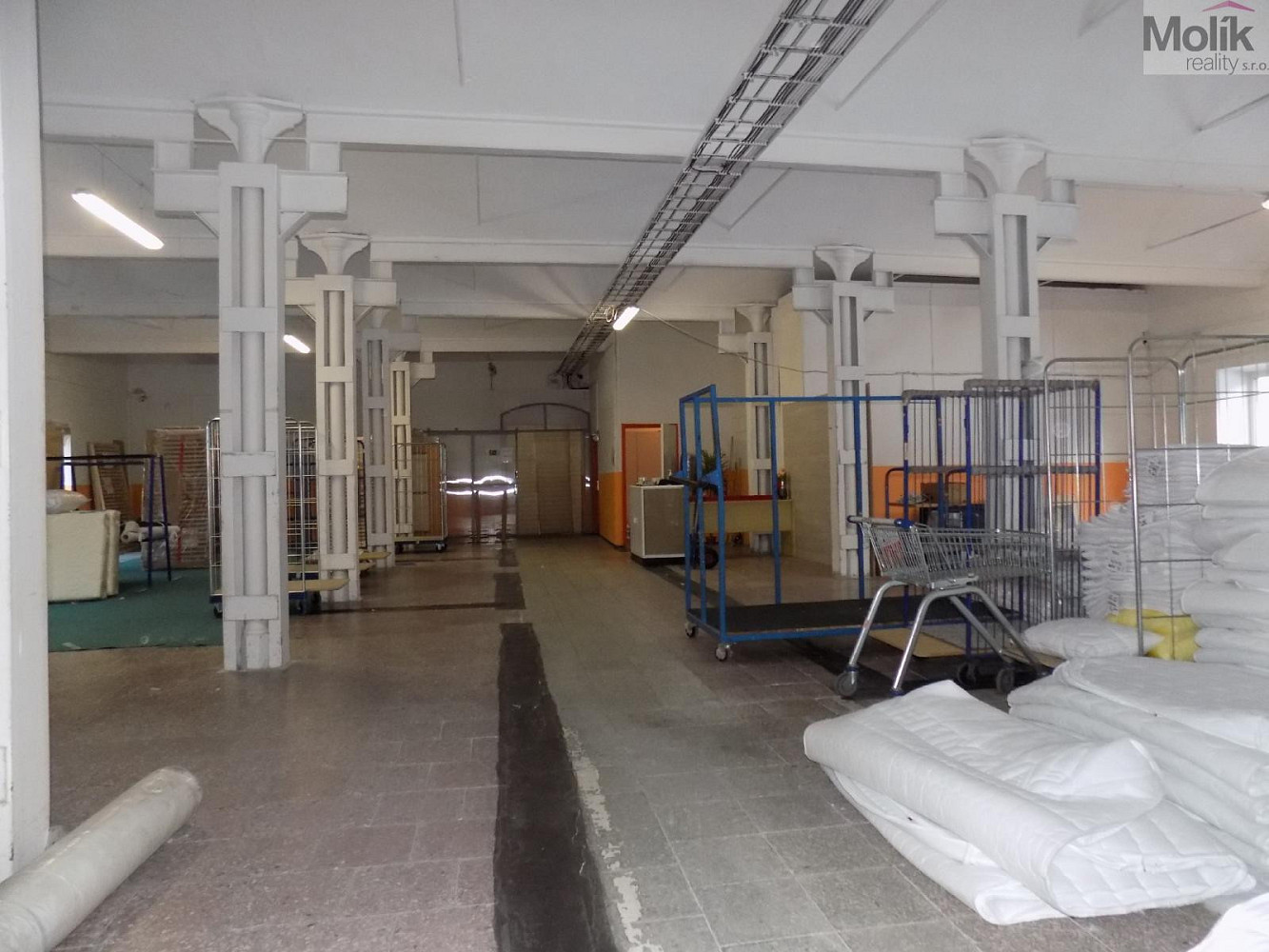 Pronájem skladovacích prostor 600 m² – fotografie 4