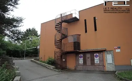 Pronájem garáže 18 m2, Praha 5 - Stodůlky, Nušlova, Praha 5 - Stodůlky