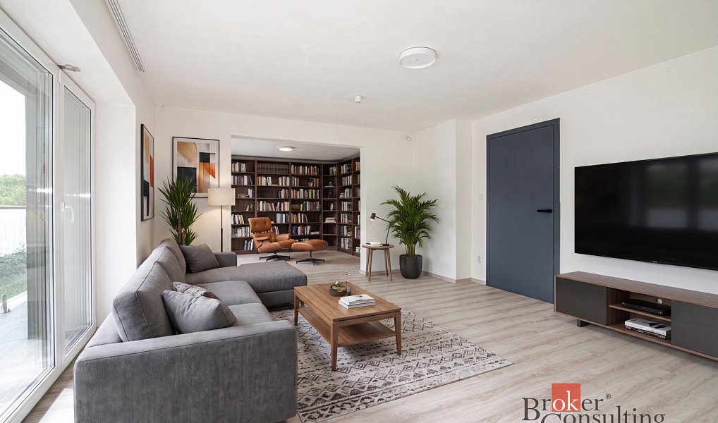 Prodej domu 257 m² s pozemkem 767 m², Staré Město – náhled fotky 11
