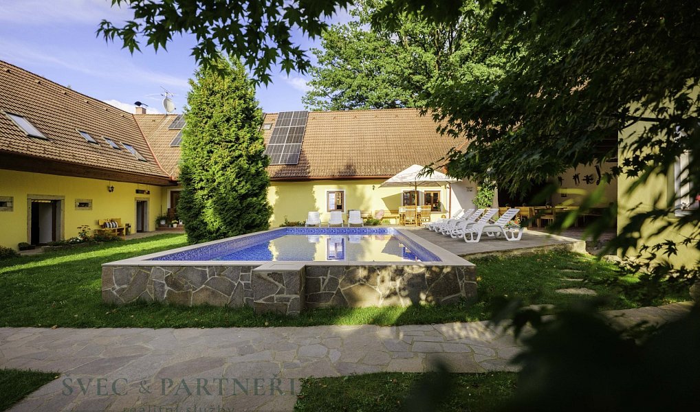 Prodej ubytovacího objektu 2 041 m², Rodvínov – náhled fotky 6