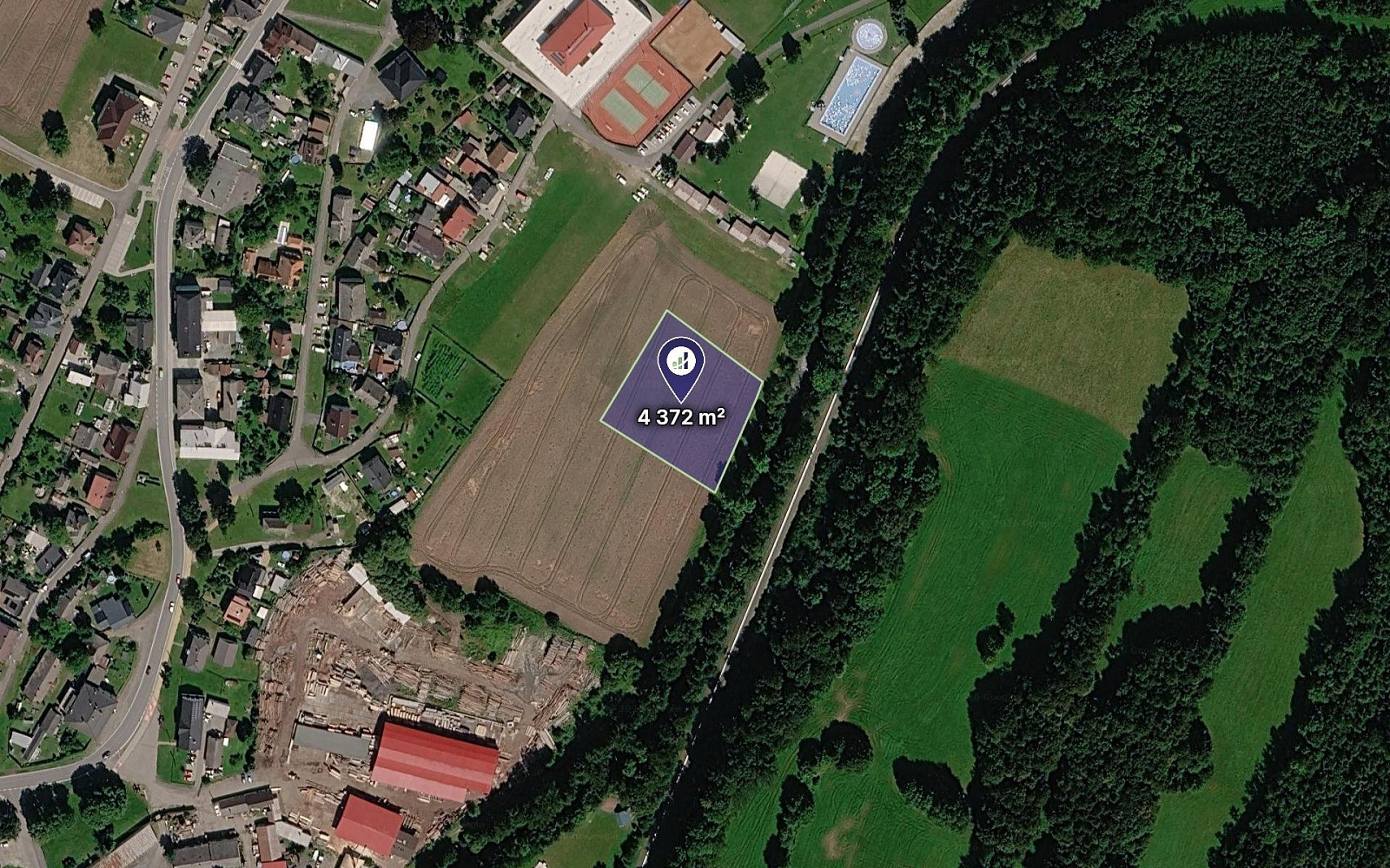 Prodej pozemku 4 372 m²