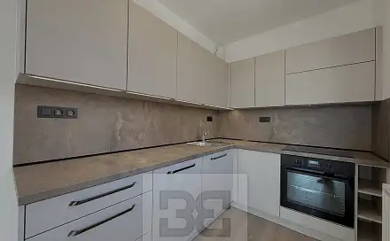 Pronájem bytu 2+kk 59 m², U Sportovní školy, Pardubice - Ohrazenice