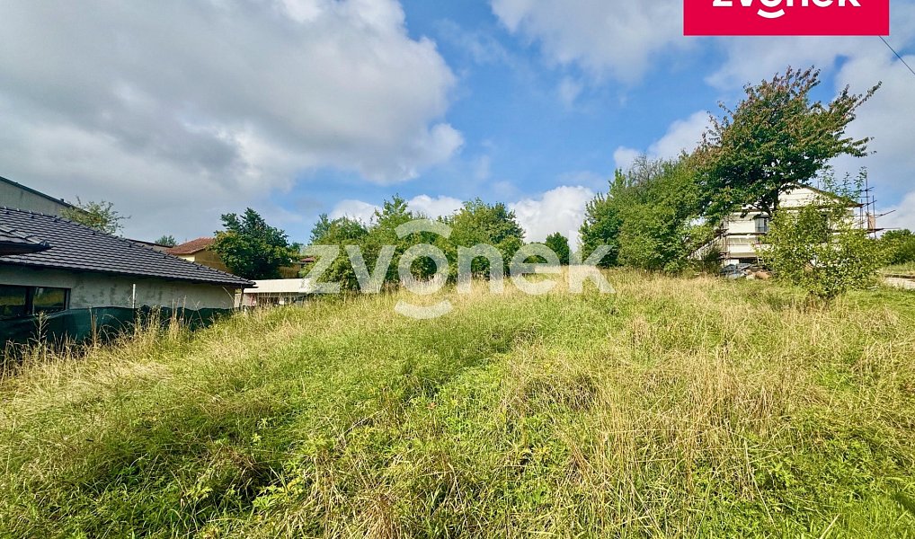 Prodej stavebního pozemku 2 630 m², Zlín – náhled fotky 2