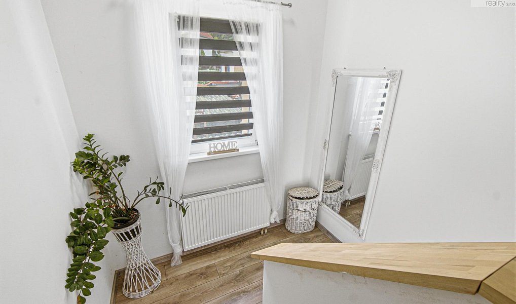 Prodej domu 105 m² s pozemkem 253 m², Dubí – náhled fotky 21