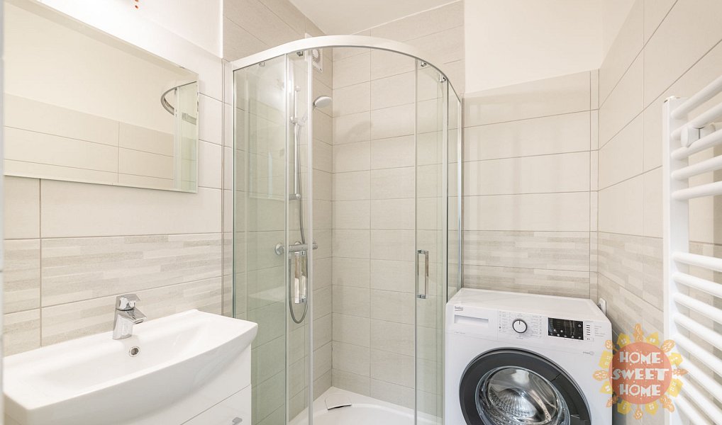 Pronájem bytu 2+kk 42 m², Praha – náhled fotky 11