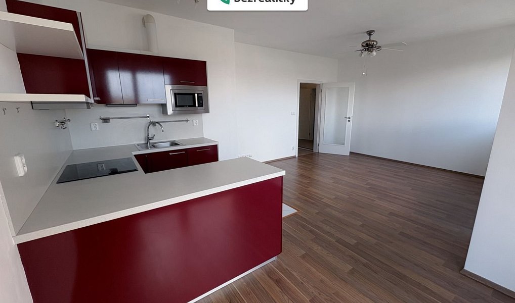 Prodej bytu 1+kk 34 m², Praha – náhled fotky 2