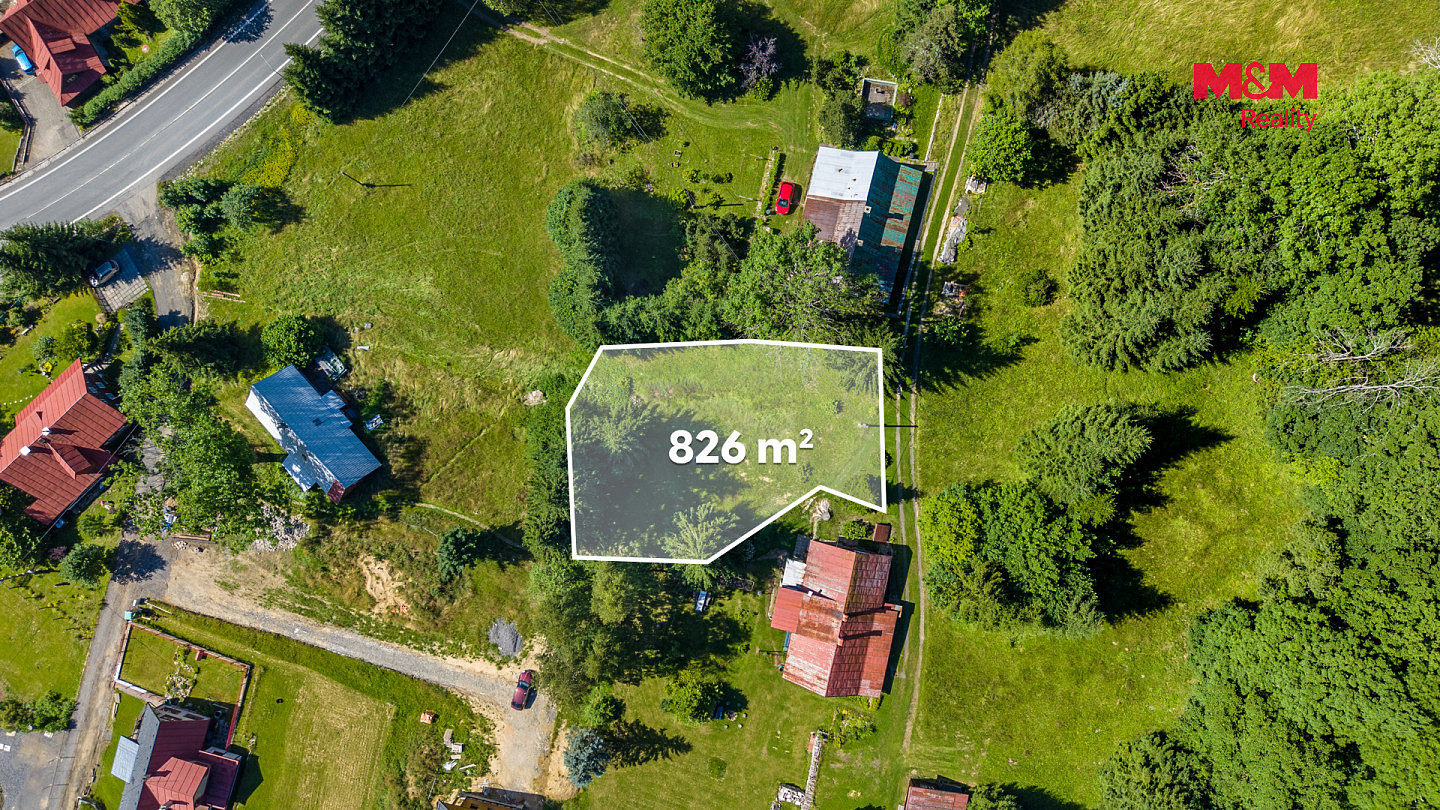 Prodej stavebního pozemku 826 m² — photo 2
