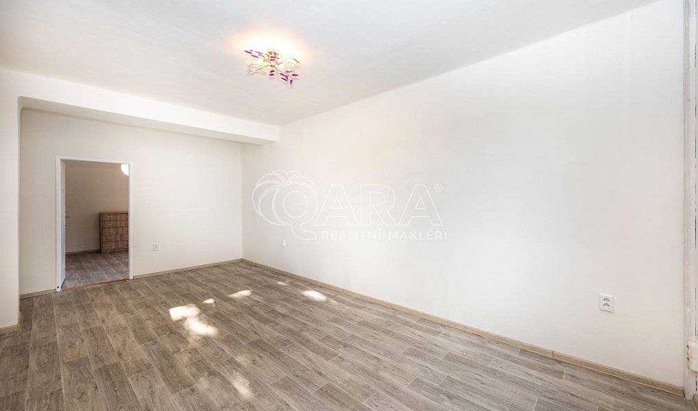 Pronájem bytu 2+1 52 m², Trutnov – náhled fotky 3