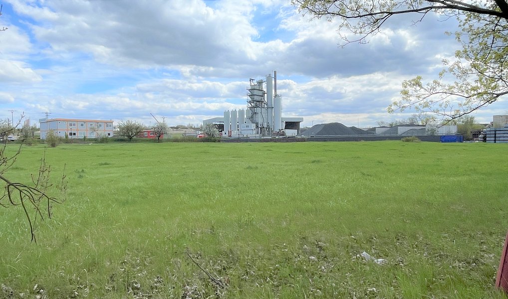 Prodej komerčního pozemku 26 712 m², Louny – náhled fotky 9