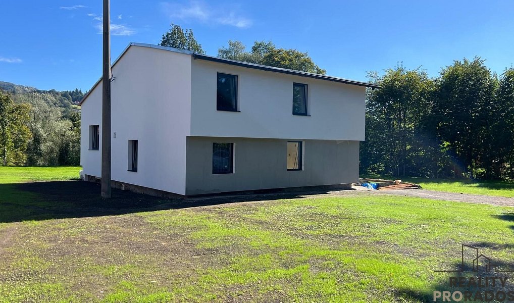 Prodej domu 197 m² s pozemkem 1 500 m², Hrádek – náhled fotky 10