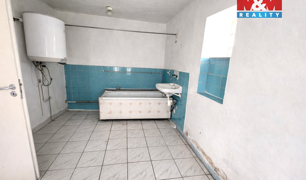 Prodej domu 209 m² s pozemkem 1 229 m², Liběšice – náhled fotky 7