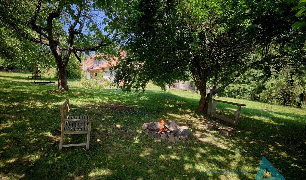 Prodej chaty/chalupy 141 m² s pozemkem 2 728 m², Nová Paka – náhled fotky 33