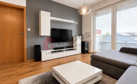 Pronájem bytu 2+kk 55 m², Praha 7 - Holešovice