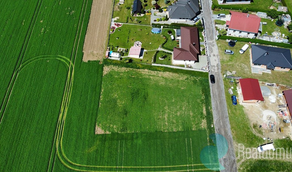 Prodej stavebního pozemku 990 m², Kaplice – náhled fotky 2