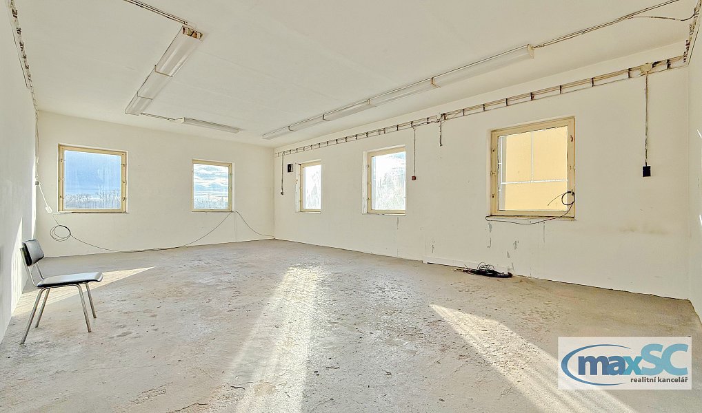 Pronájem výrobních prostor 533 m², Moravany – náhled fotky 18