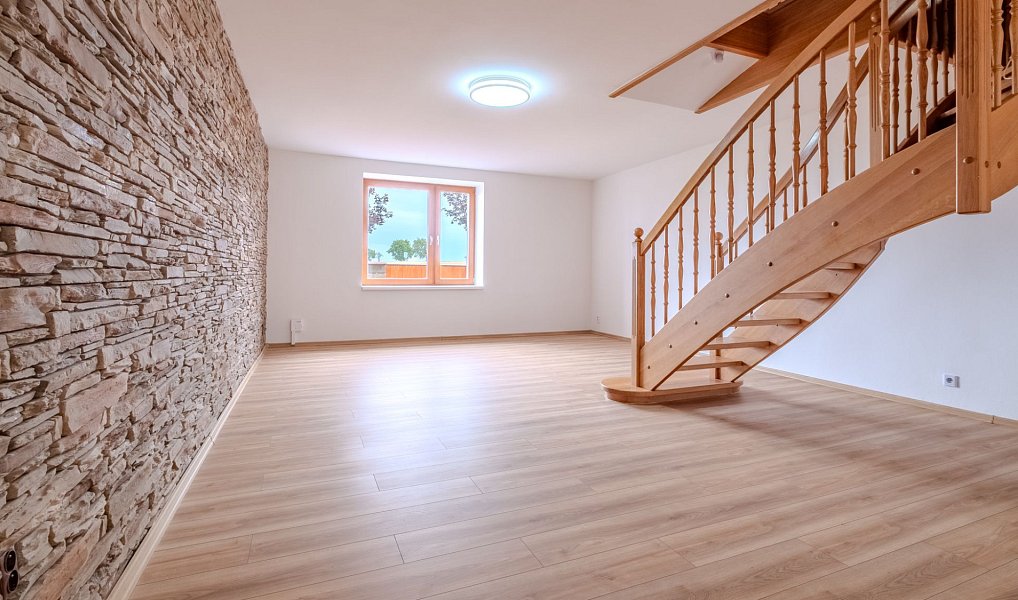 Prodej domu 181 m² s pozemkem 656 m², Vrbčany – náhled fotky 5