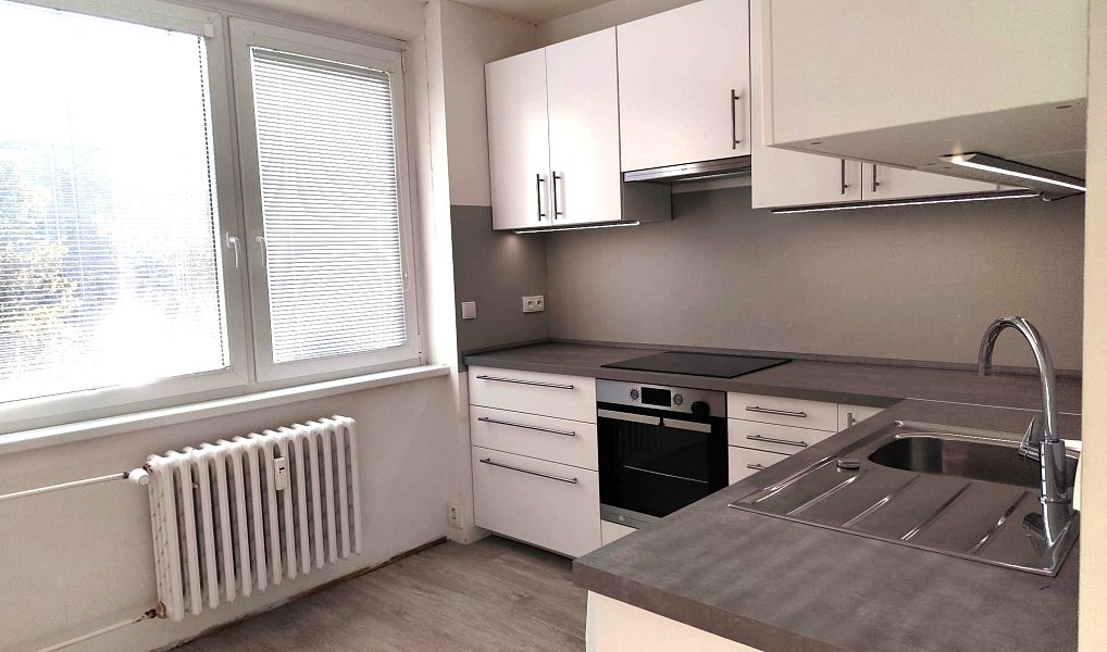 Pronájem bytu 1+1 34 m², Znojmo – náhled fotky 2