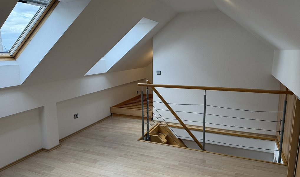 Prodej bytu 4+kk 95 m², Pardubice – náhled fotky 25
