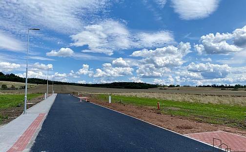 Prodej stavebního pozemku 1 002 m², Lišany, okres Rakovník