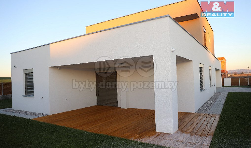 Prodej domu 233 m² s pozemkem 732 m², Klatovy – náhled fotky 14