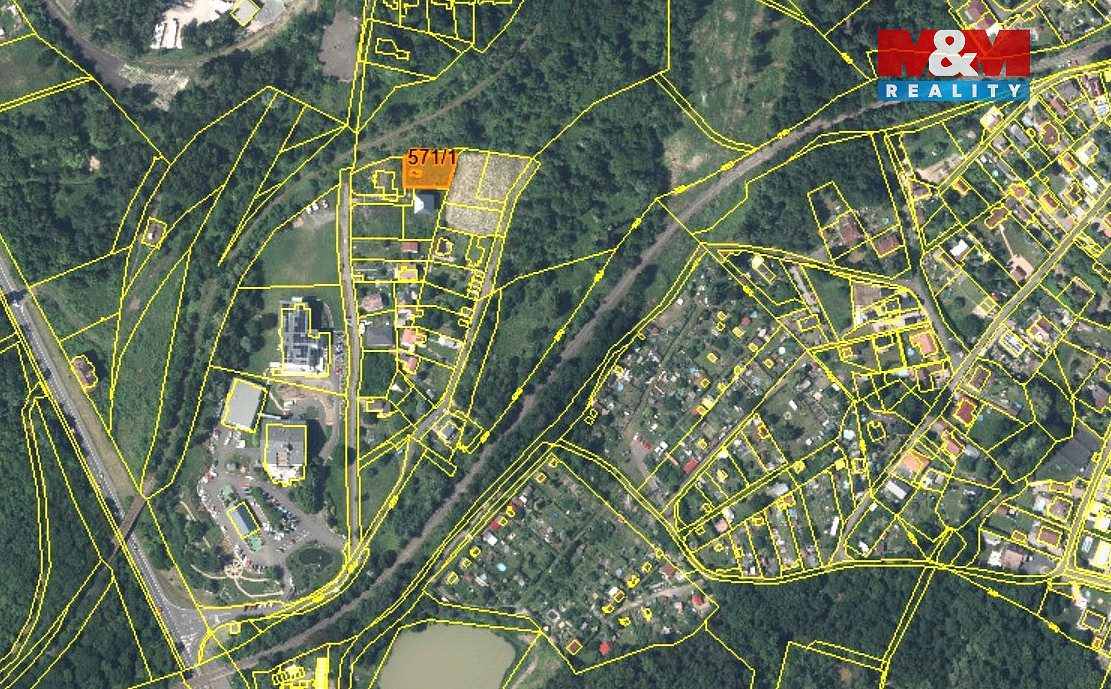 Prodej stavebního pozemku 860 m² – fotografie 5