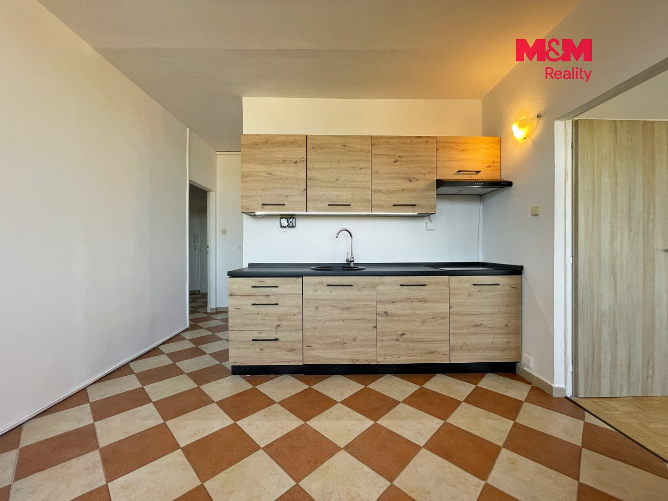 Prodej bytu 2+1 58 m² — photo 2