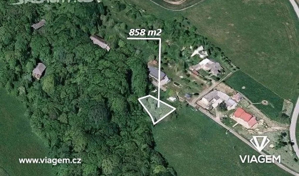 Prodej zahrady 858 m², Halenkovice – náhled fotky 4