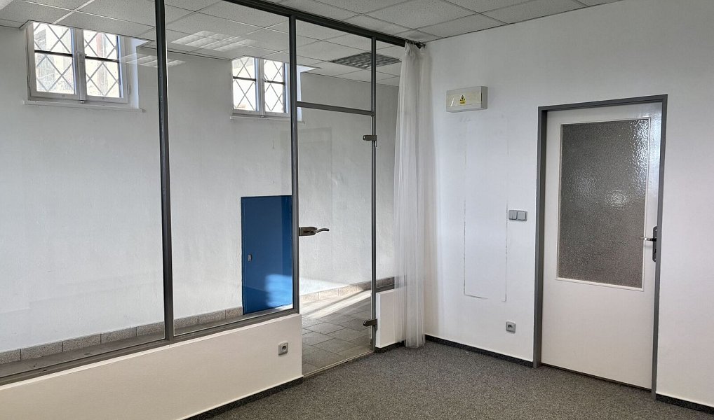Pronájem kanceláře 34 m², Jihlava – náhled fotky 4