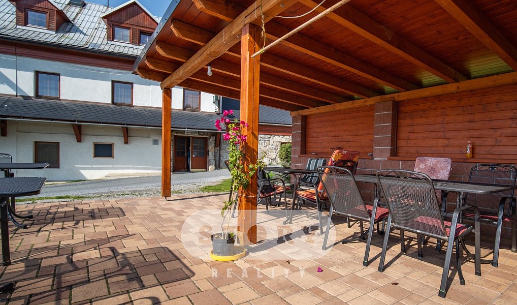 Prodej chaty/chalupy 1 407 m² s pozemkem 5 009 m², Staré Město – náhled fotky 26