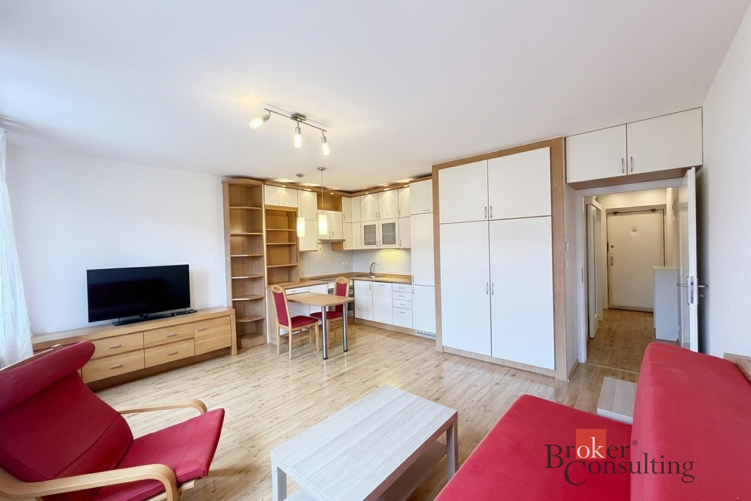 Prodej bytu 1+kk 32 m² – fotografie 3