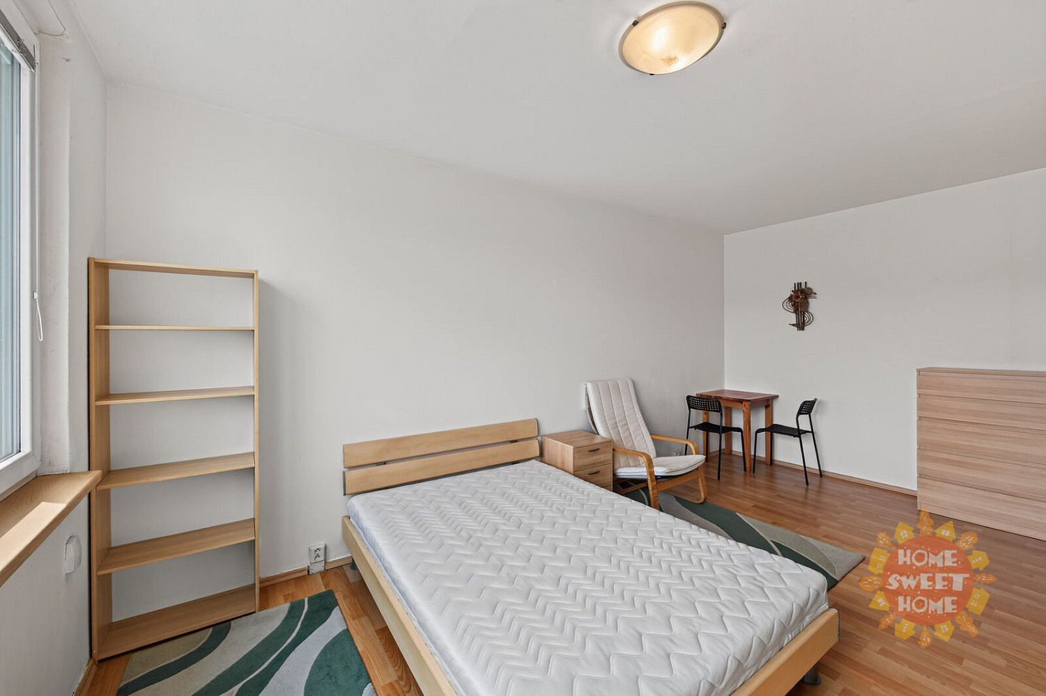 Pronájem bytu 1+kk 30 m² – fotografie 3