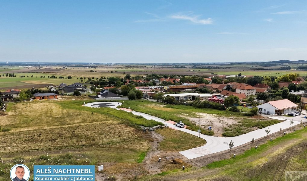 Prodej stavebního pozemku 800 m², Dřínov – náhled fotky 5