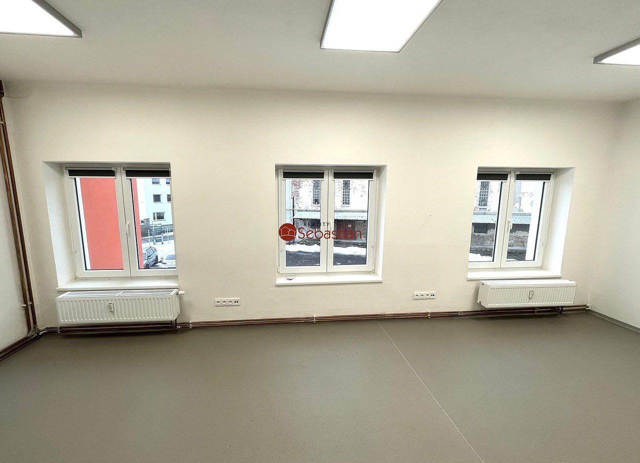 Pronájem kanceláře 26 m² — photo 5