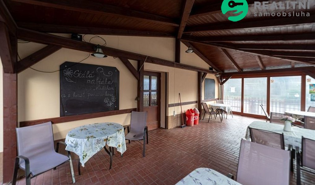 Prodej ubytovacího objektu 340 m², Brandýs nad Orlicí – náhled fotky 15