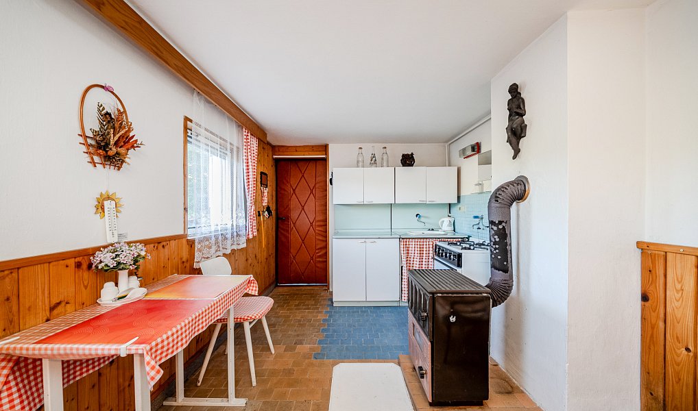 Prodej chaty/chalupy 32 m² s pozemkem 463 m², Vsetín – náhled fotky 14