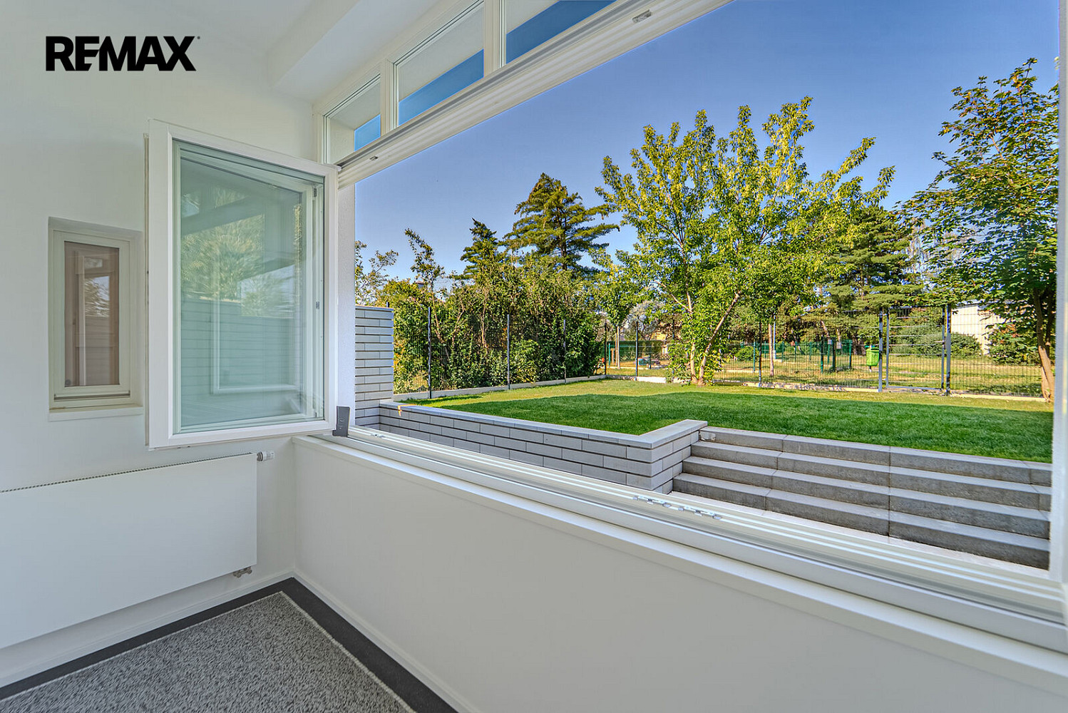 Prodej bytu 2+1 76 m² – fotografie 2