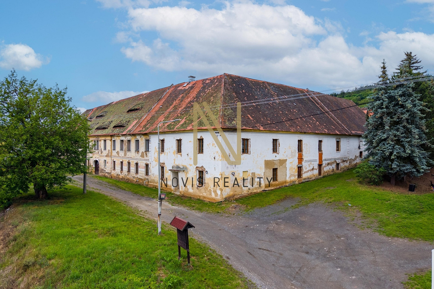 Prodej zemědělského objektu 1 400 m²