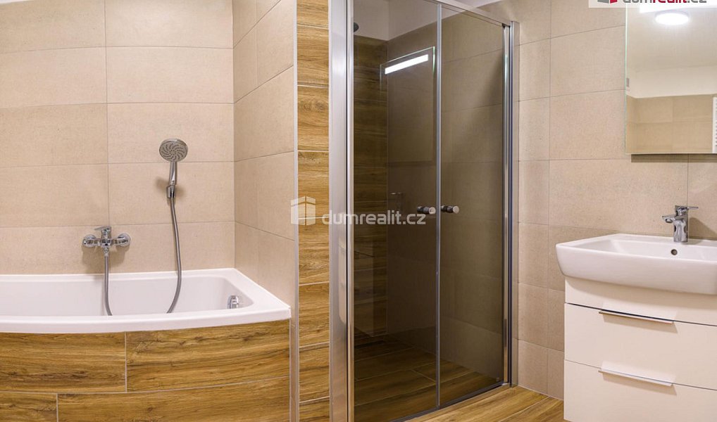 Prodej bytu 3+kk 80 m², Všemina – náhled fotky 2