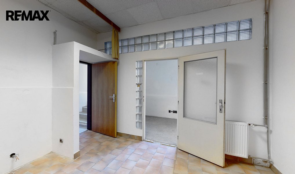 Pronájem obchodních prostor 165 m², Praha – náhled fotky 7